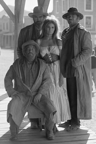 TON_RW266: Raquel Welch