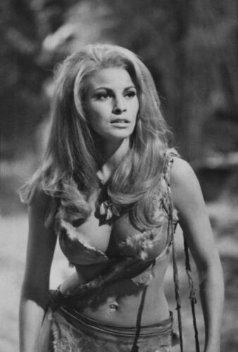 TON_RW289: Raquel Welch