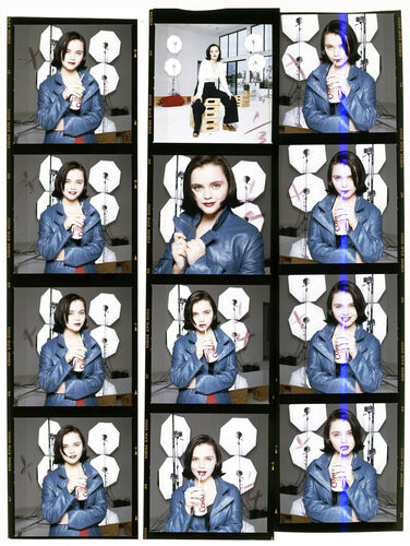 TON_R_Contact_111: Christina Ricci