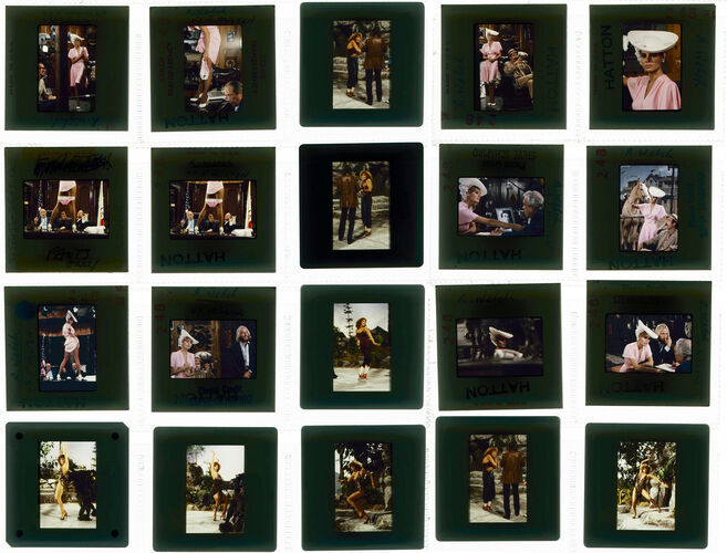 TON_Raquel_Contact_018: Raquel Welch