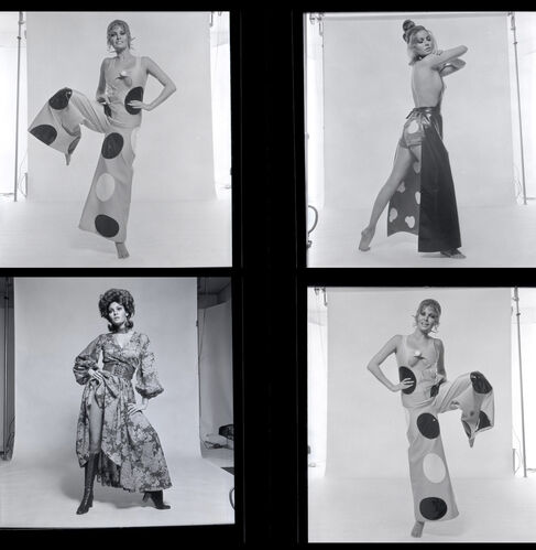 TON_Raquel_Contact_034: Raquel Welch