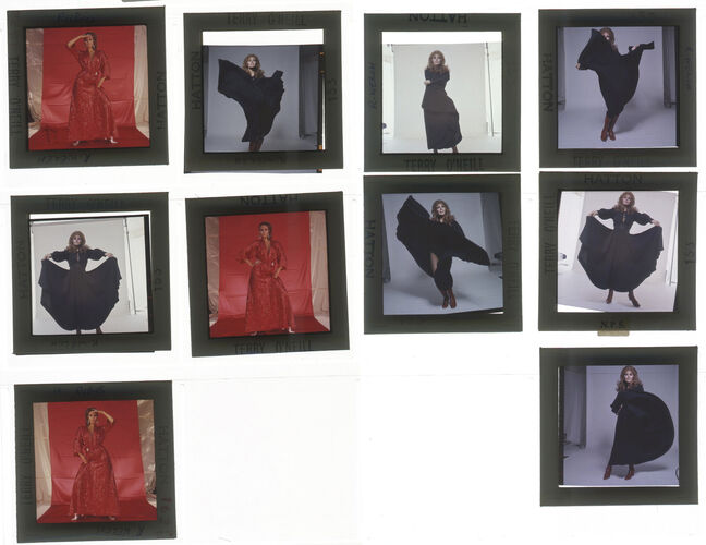 TON_Raquel_contact_071: Raquel Welch