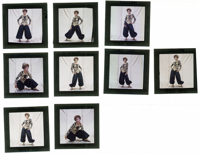 TON_Raquel_contact_081: Raquel Welch