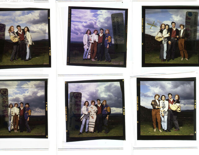 TON_Raquel_contact_178: Raquel Welch