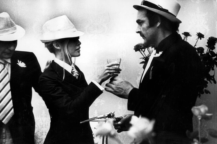 TON_SC006: Sean Connery and Bridigt Bardot