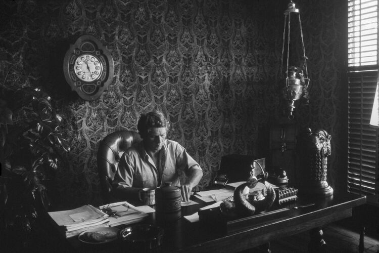 TON_SMQ018: Steve McQueen