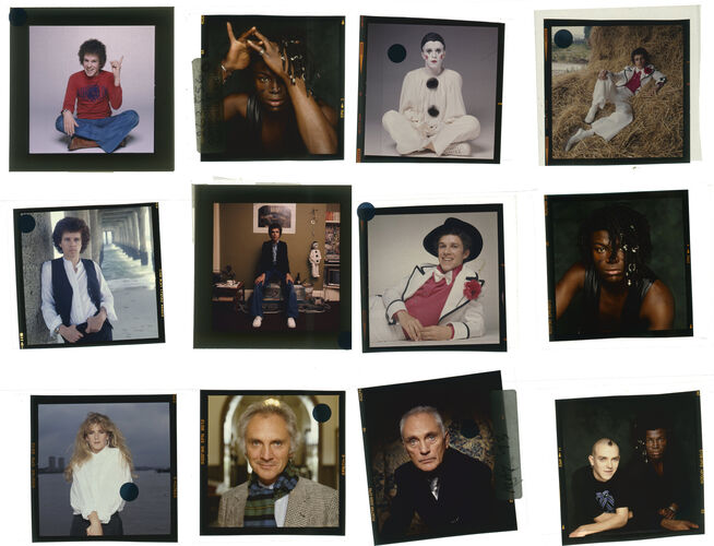 TON_S_Contact_081: Various