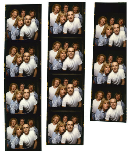 TON_S_Contact_087: Status Quo