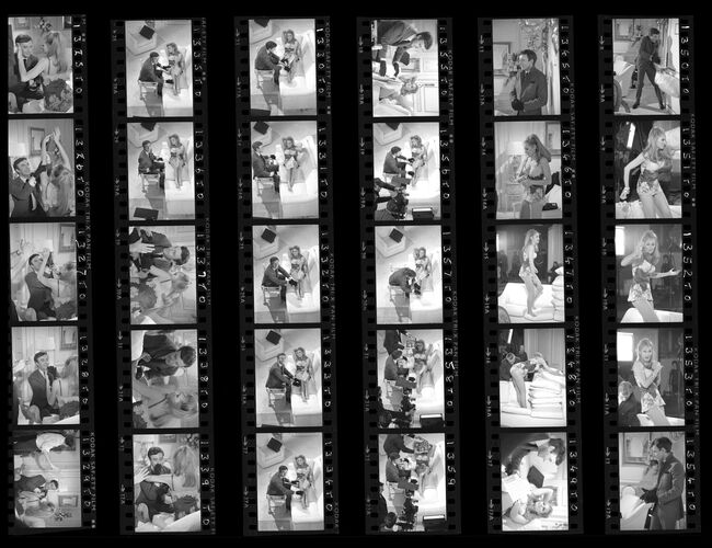 TON_S_Contact_116: Ursula Andress and Peter Sellers