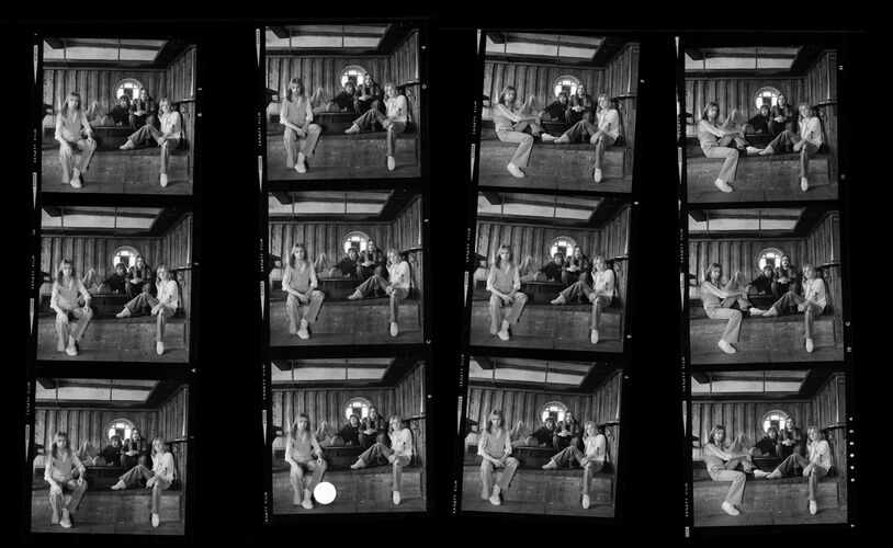 TON_S_Contact_148: Status Quo