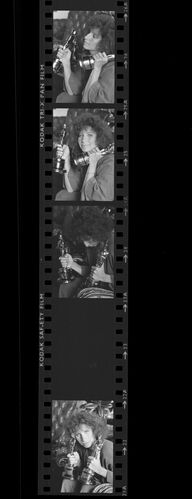 TON_S_Contact_173: Barbra Streisand