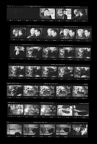 TON_S_contact_200: Maggie Smith