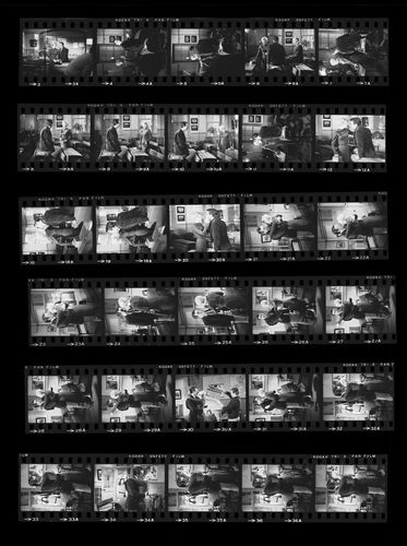 TON_S_contact_207: Maggie Smith