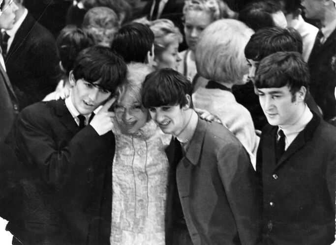 TON_TB245: The Beatles & Marlene Dietrich
