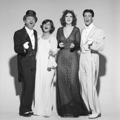 TON_TOM213: The Manhattan Transfer