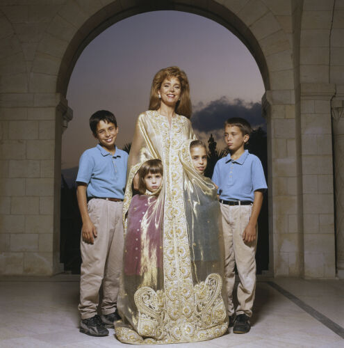 TON_TOP016: Queen Noor of Jordan