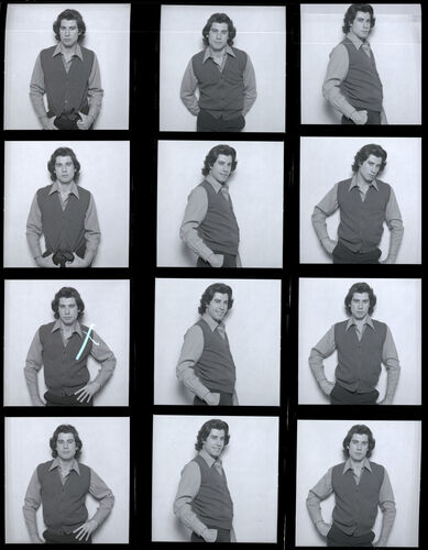 TON_T_Contact_026: John Travolta