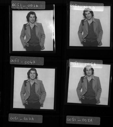 TON_T_Contact_062: John Travolta