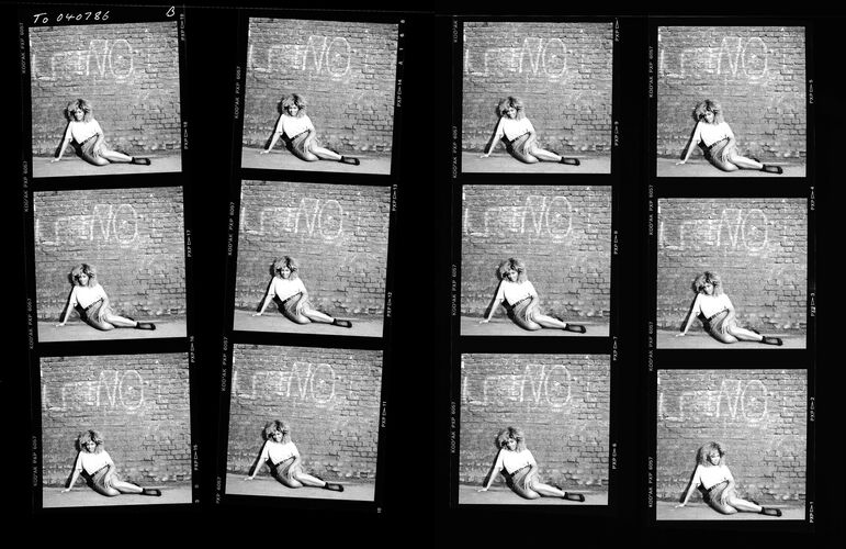 TON_T_Contact_071: Tina Turner