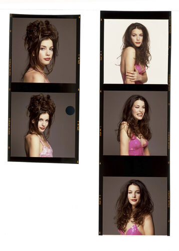 TON_T_Contact_079: Liv Tyler