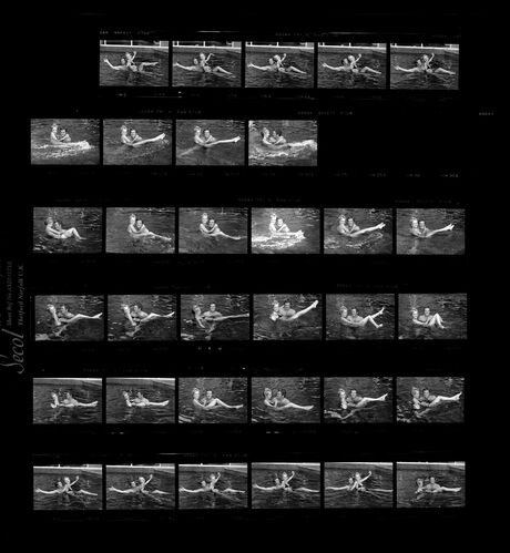 TON_Twiggy_Contact_009: Twiggy