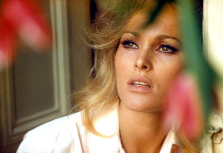 TON_UA050: Ursula Andress