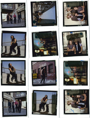 TON_U_Contact_001: U2