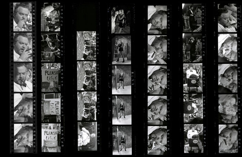 TON_W_Contact_029: Orson Welles & Ursula Andress