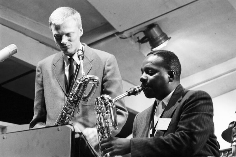 TW_DE060: Gerry Mulligan and Harry Carney