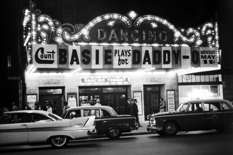 TW_DE085: Count Basie Plays for Daddy-O