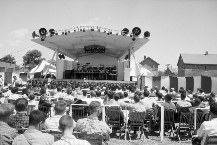 TW_DG035: Newport Jazz Festival stage