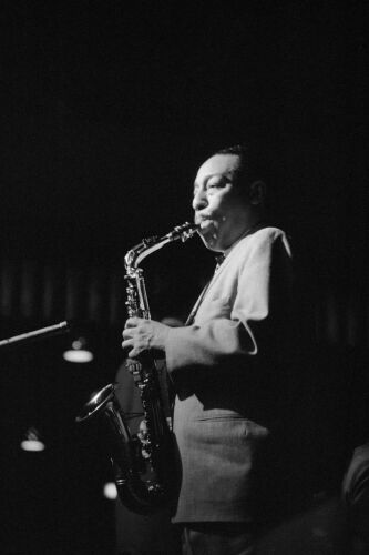 TW_JHinDE028: Johnny Hodges