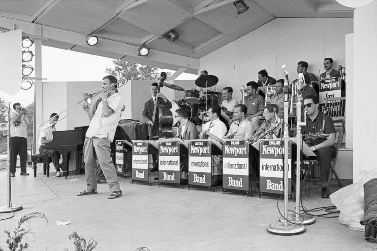 TW_MM006: Newport Jazz Festival