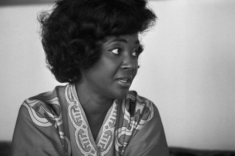 TW_NW009: Nancy Wilson