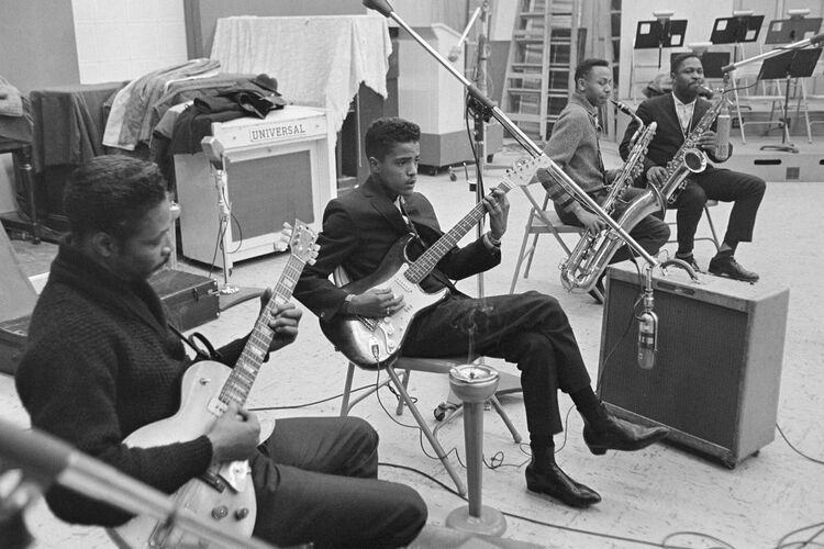 TW_PU005: The Funk Brothers band