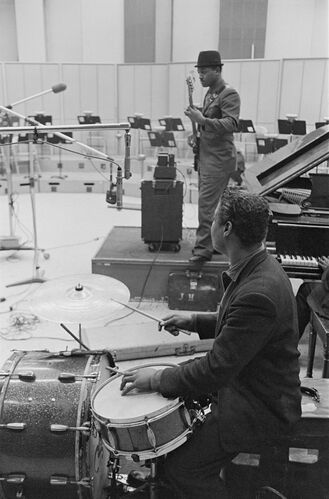 TW_PU007: The Funk Brothers band