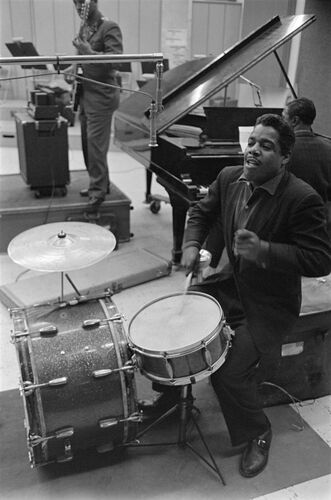 TW_PU010: The Funk Brothers band