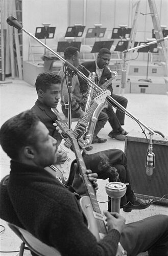 TW_PU017: The Funk Brothers band