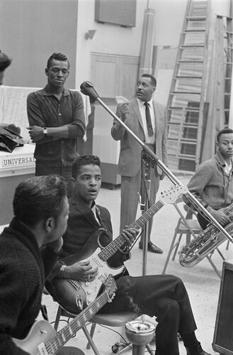 TW_PU018: The Funk Brothers band