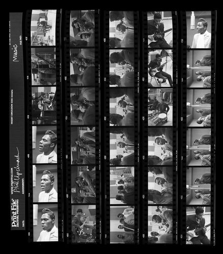 TW_Phil Upchurch003: Phil Upchurch