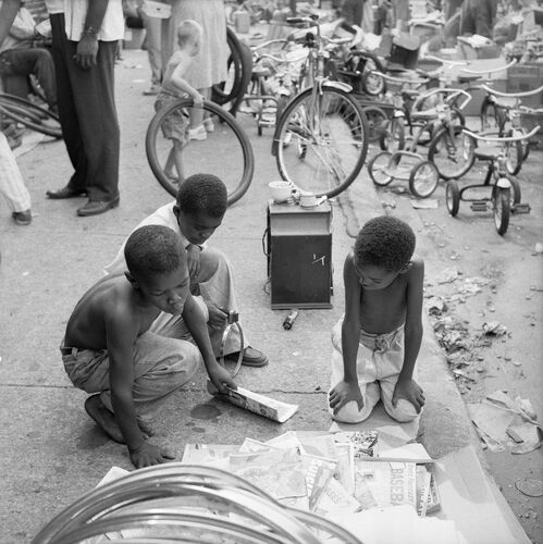 TW_SLC048: Maxwell Street Market