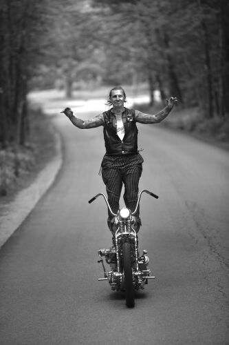 TZ_IL001: Indian Larry