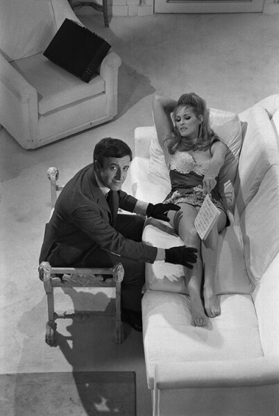 UA026: Ursula Andress and Peter Sellers